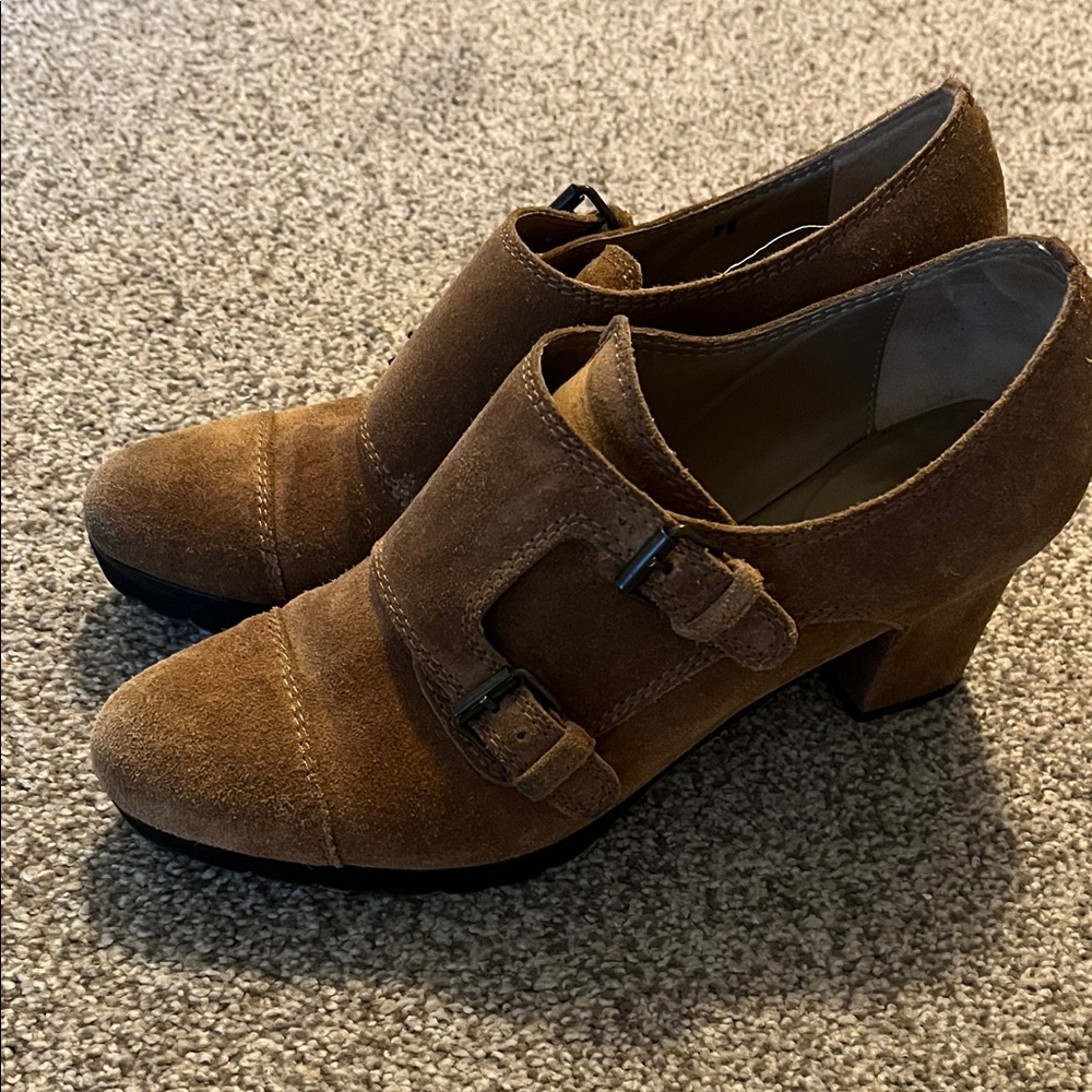 Anyi Lu Suede Brown Buckle Block-Heel Shoes